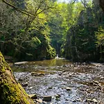 Glamping Nad Meandry V Jurte Οργανωμένο κάμπινγκ *