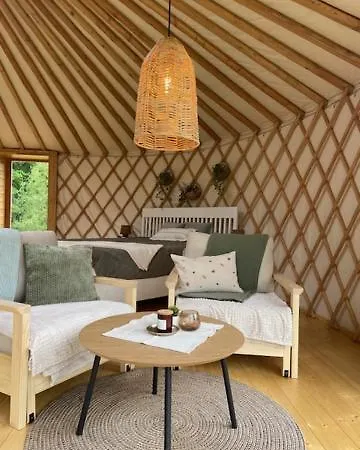 Luxussátor Glamping Nad Meandry V Jurte Chyňava