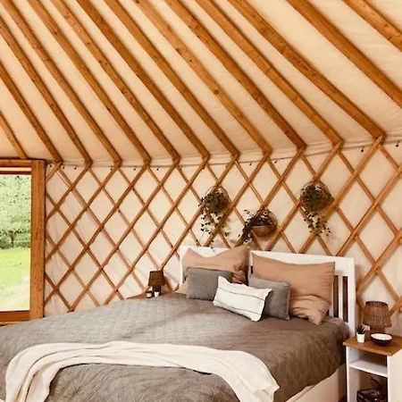Glamping Nad Meandry V Jurte Luxussátor Chyňava