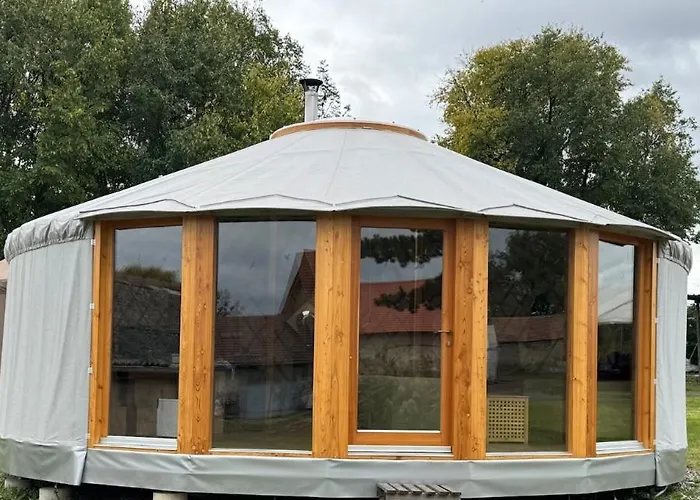 Glamping Nad Meandry V Jurtě